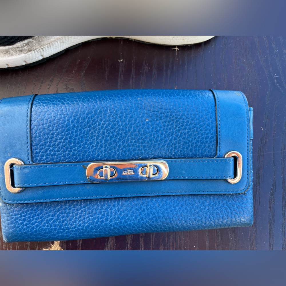 Blue coach leather wallet great condition